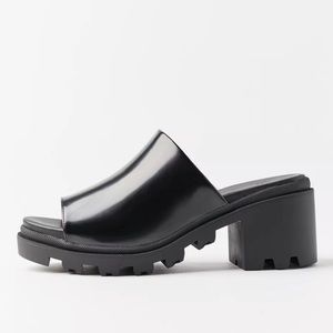 Black urban outfitters mules